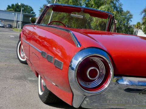 1962 Ford Thunderbird