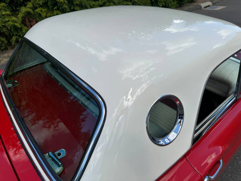 1957 Ford Thunderbird