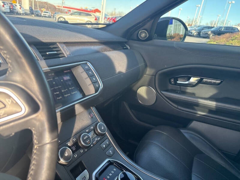 2019 Land Rover Range Rover Evoque SE Premium