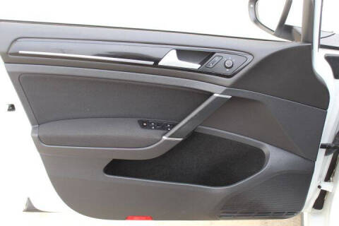 2016 Volkswagen Golf GTI S