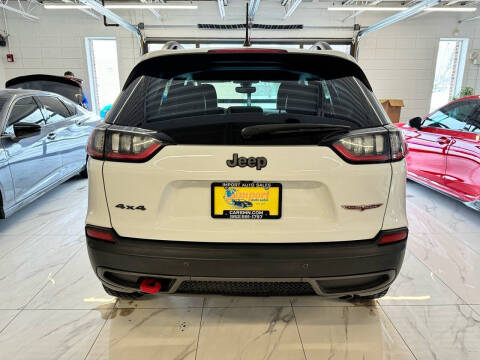 2020 Jeep Cherokee Trailhawk