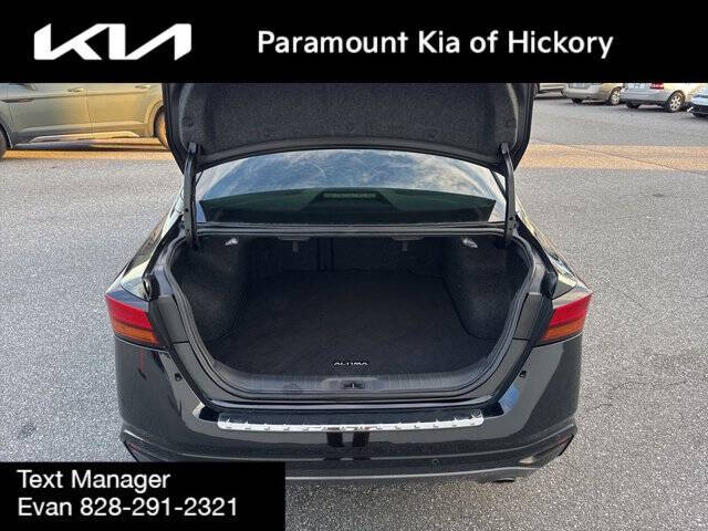 2022 Nissan Altima 2.5 SR