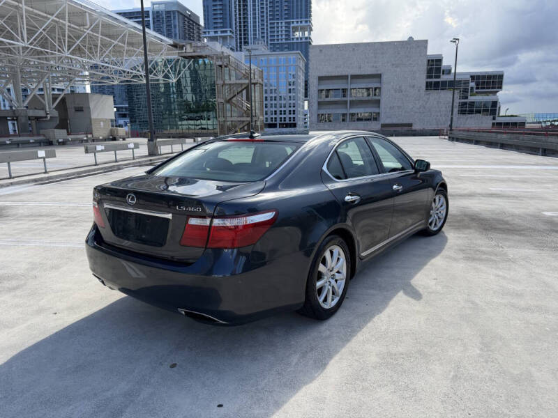 2007 Lexus LS 460