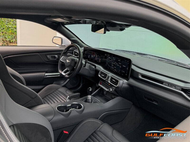 2025 Ford Mustang
