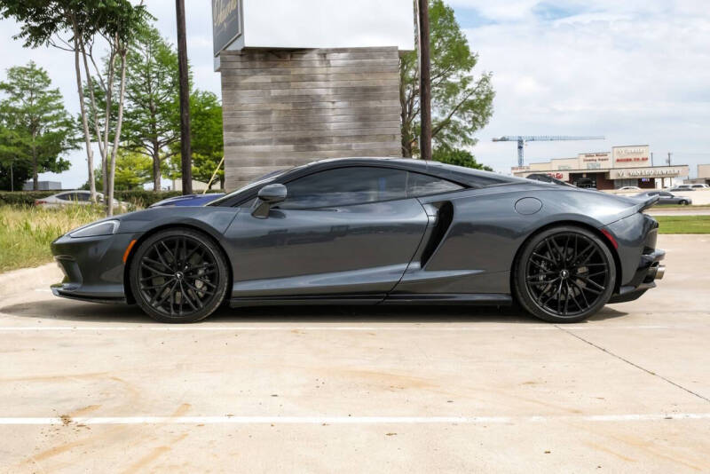2021 McLaren GT
