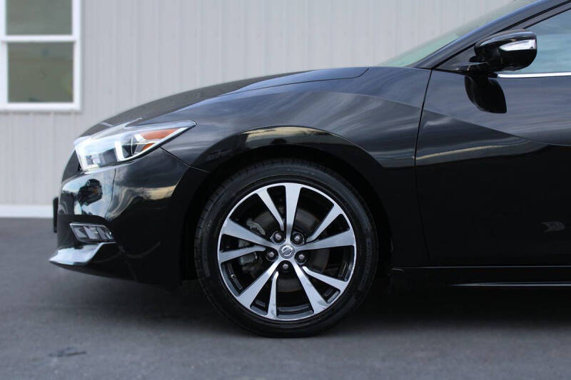 2017 Nissan Maxima Platinum