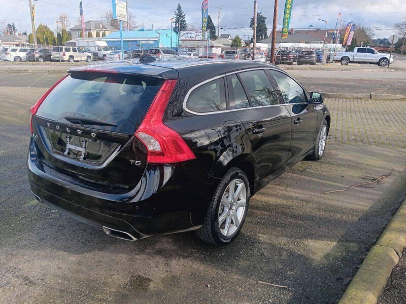 2016 Volvo V60 T5 Drive-E Platinum