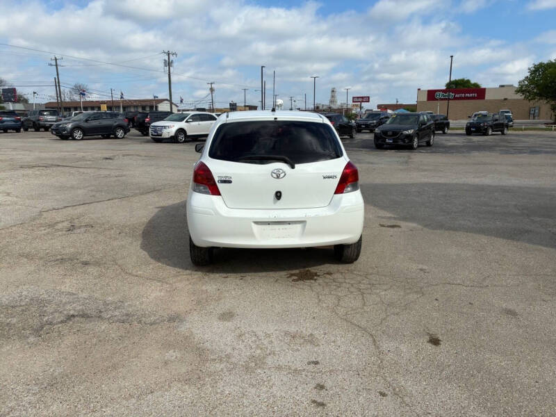2011 Toyota Yaris