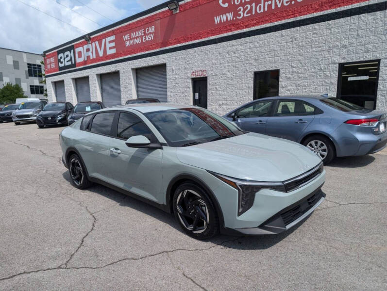 2025 Kia K4 EX