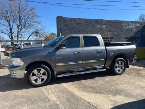 2009 Dodge Ram 1500 for sale at On The Road Again Auto Sales in Doraville GA
