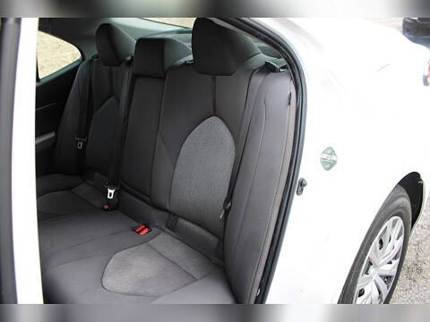 2020 Toyota Camry Hybrid LE