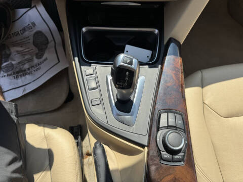 2015 BMW 3 Series 328i