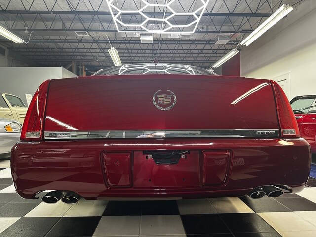2011 Cadillac DTS Premium Collection