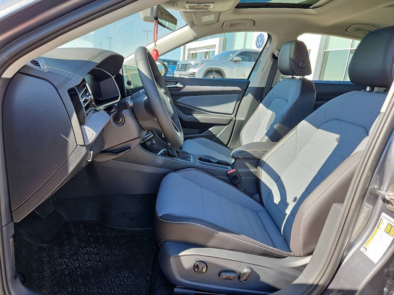 2025 Volkswagen Jetta SE