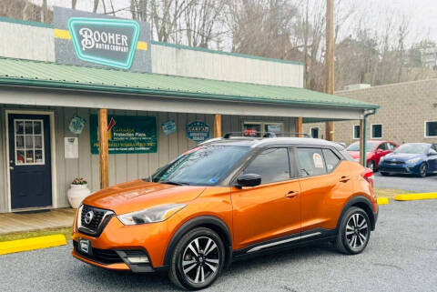 2020 Nissan Kicks SR
