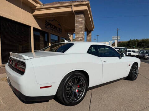 2016 Dodge Challenger SRT 392