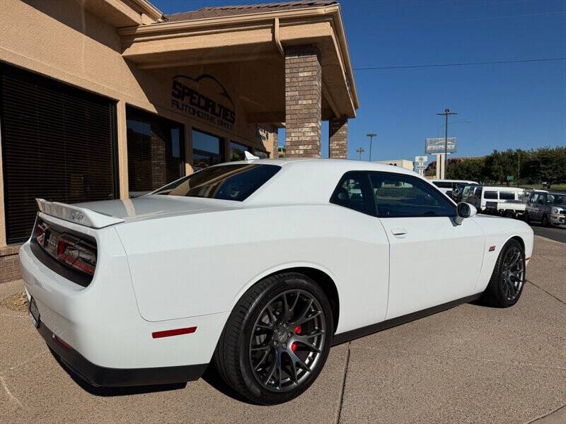 2016 Dodge Challenger SRT 392