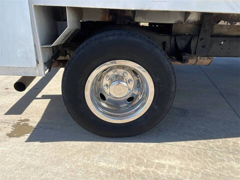 2011 Ford E-Series E-450 SD