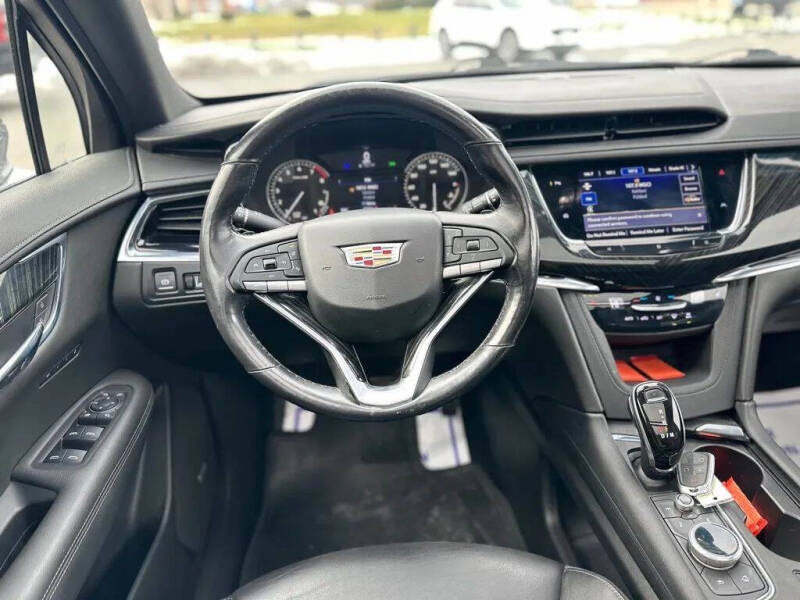 2021 Cadillac XT6 Premium Luxury