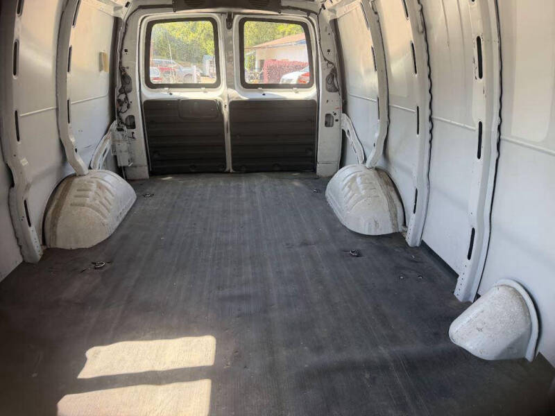 2021 Chevrolet Express 2500