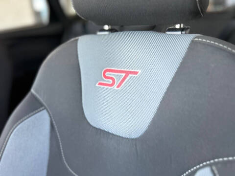 2017 Ford Focus ST
