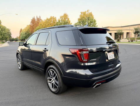 2017 Ford Explorer Sport