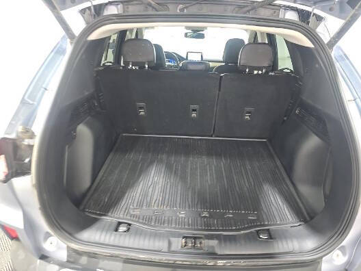 2022 Ford Escape Hybrid Titanium