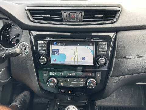 2017 Nissan Rogue SL