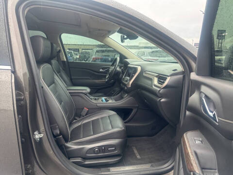 2020 GMC Acadia Denali