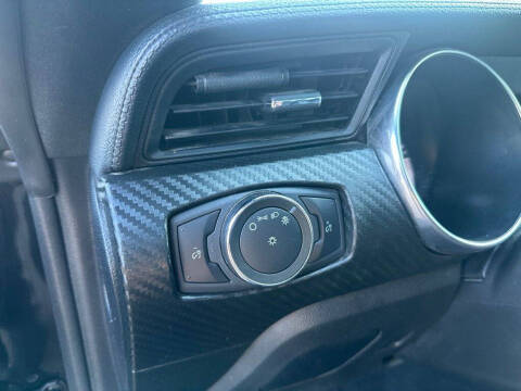 2021 Ford Mustang EcoBoost