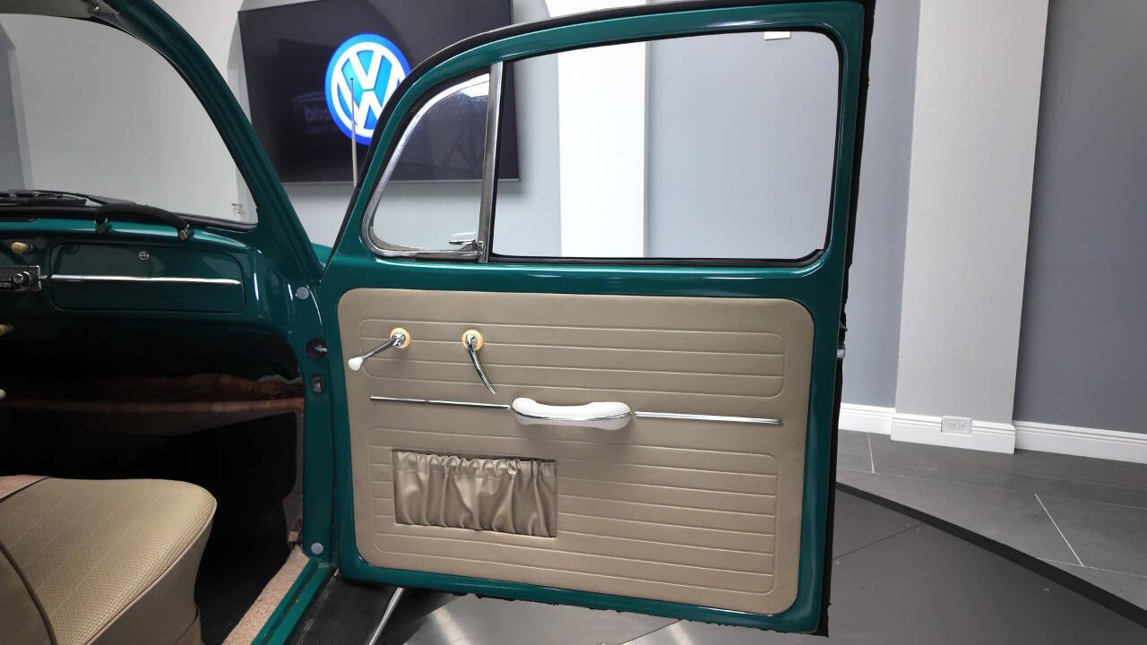 1966 Volkswagen Beetle 44