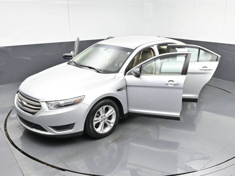 2019 Ford Taurus SE