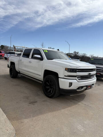 2018 Chevrolet Silverado 1500 for sale at Metro Motors in Omaha NE