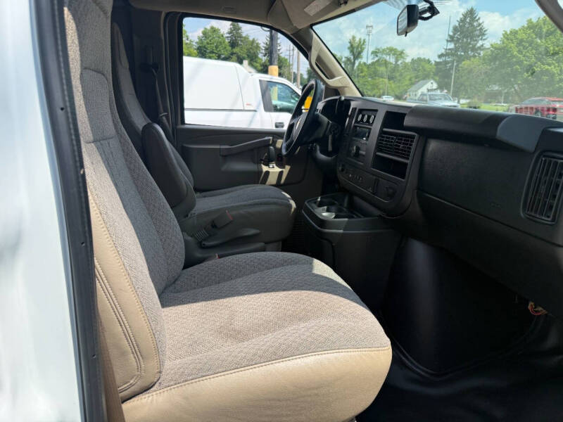 2019 Chevrolet Express 2500