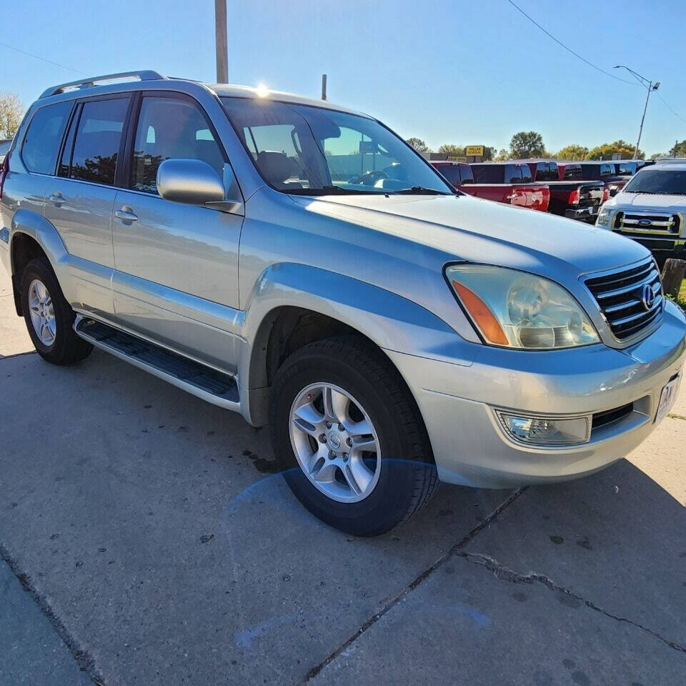 2004 Lexus GX 470 for sale at Dakota Auto Inc in Dakota City, NE