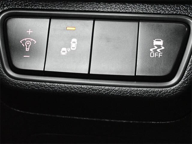 2022 Kia Forte GT Line