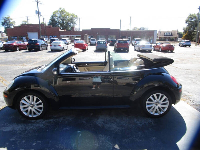 2008 Volkswagen New Beetle Convertible SE