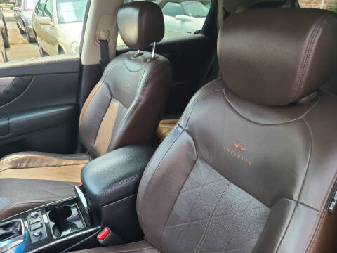 2011 Infiniti FX35