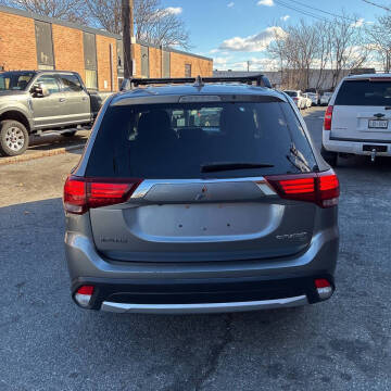 2018 Mitsubishi Outlander SE