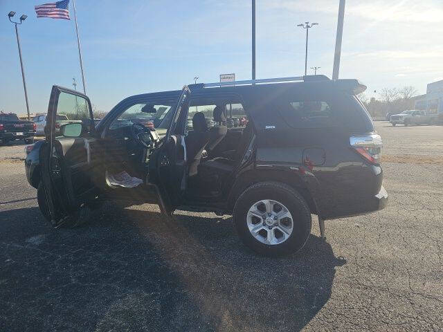 2024 Toyota 4Runner SR5