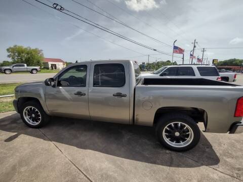 2007 Chevrolet Silverado 1500 for sale at BIG 7 USED CARS INC in League City TX