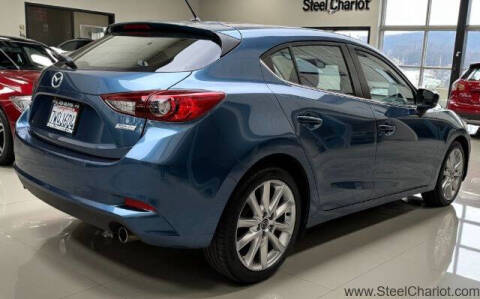 2017 Mazda MAZDA3 Touring