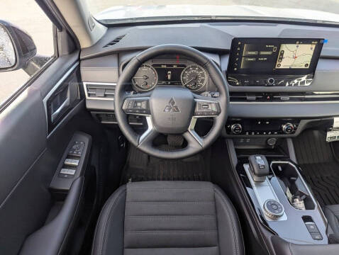 2026 Mitsubishi Outlander