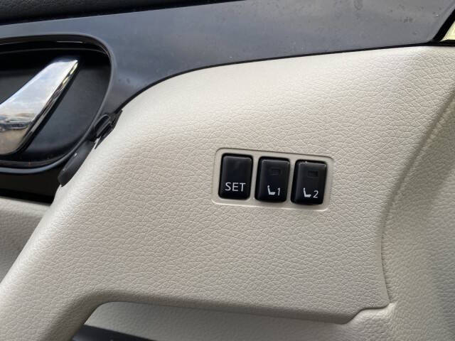 2022 Nissan Rogue Sport SV