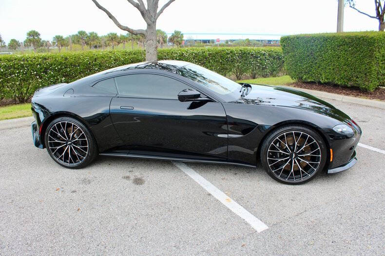 2023 Aston Martin Vantage