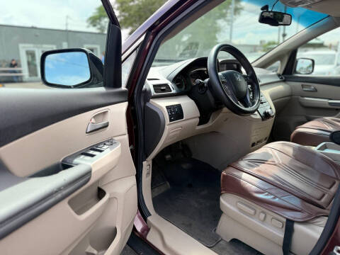 2011 Honda Odyssey EX-L w/DVD