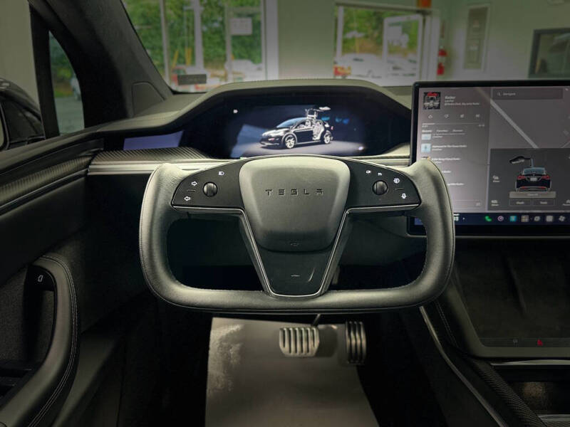 2022 Tesla Model X Plaid