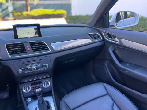 2015 Audi Q3 2.0T quattro Premium Plus