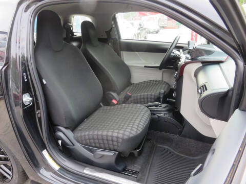 2014 Scion iQ