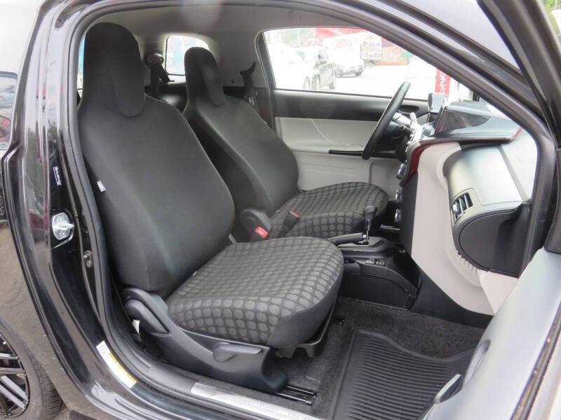2014 Scion iQ